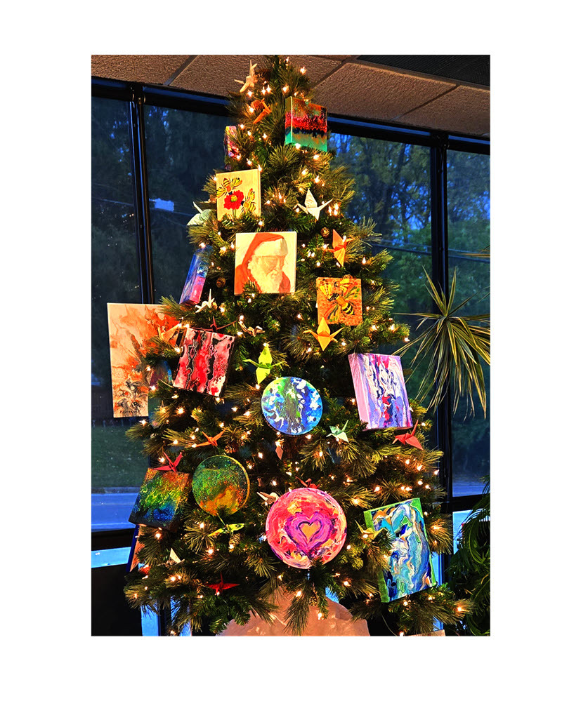 Christmas tree decorated with small artworks at ARTclectic Gallery
